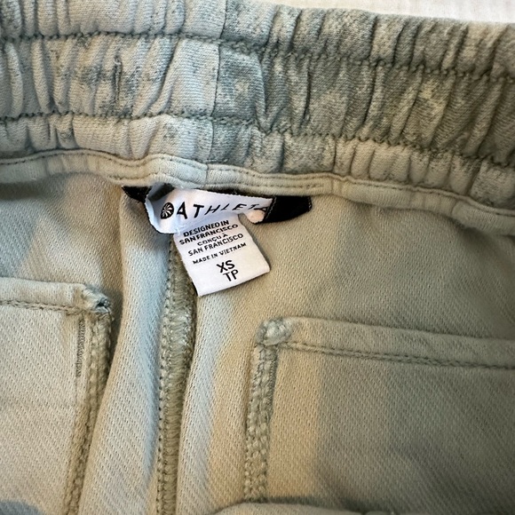 Athleta Farralon joggers in sage print - XS - Picture 3 of 6